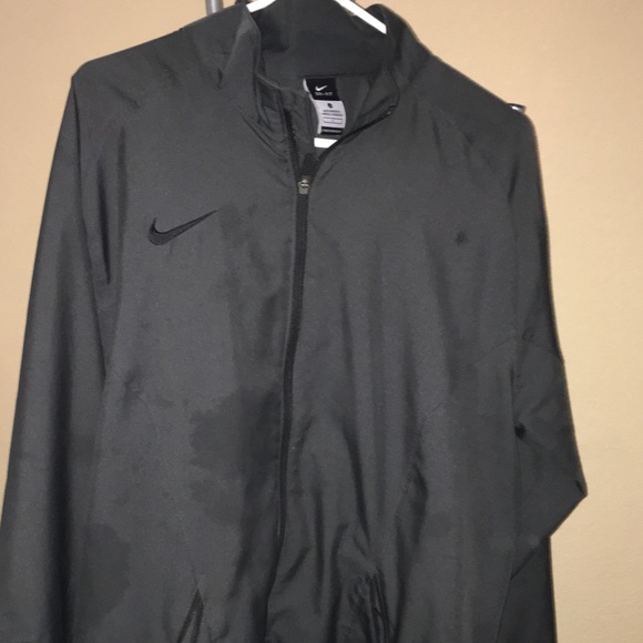 Nike Dri-Fit Jacket - Picture 2 of 6